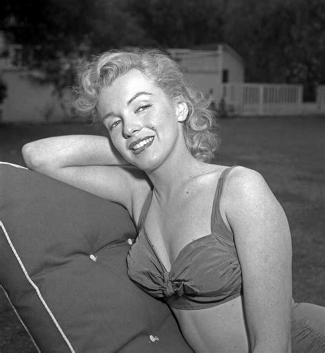 Marilyn Monroe Would Be 90 Heres One Of Her First Photo Shoots Sfgate