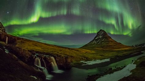 How to photograph the Northern Lights - G Adventures