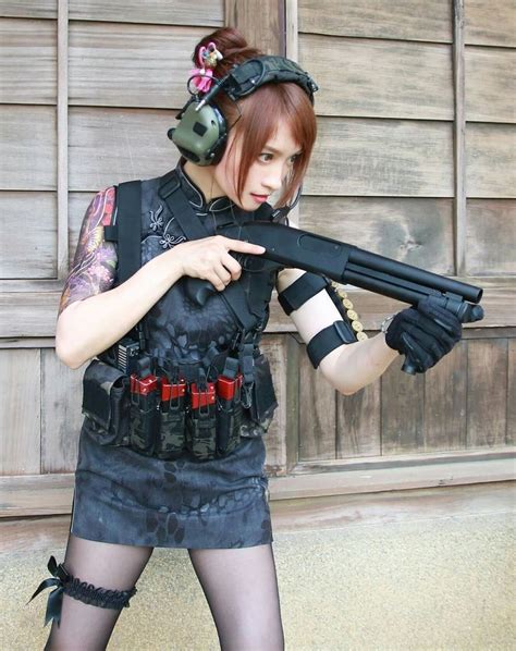 Marceline Liu Model And Airsoft Player 💜💗💟💖💛💙💚