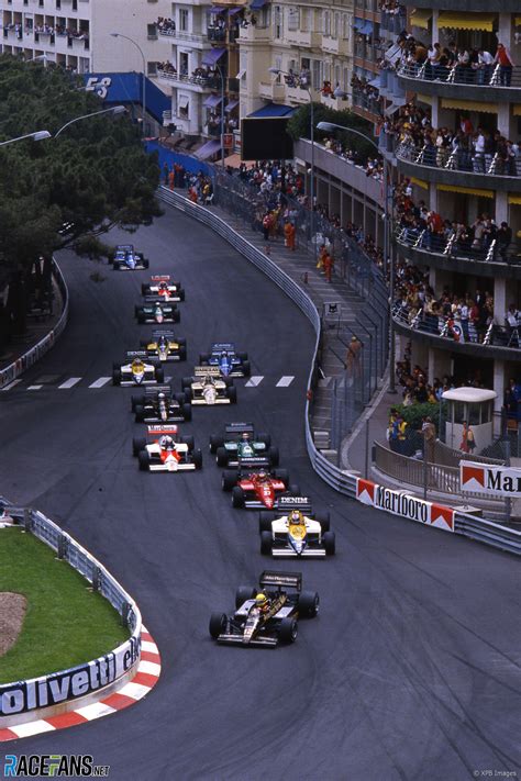 Start 1985 Monaco Grand Prix · Racefans