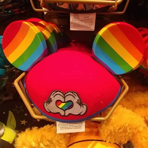 Disney Has Unveiled Rainbow Mouse Ears In Time For Pride Boing Boing