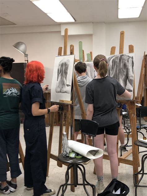 In Basic Life Drawing Part Of The Day Precollege Program At FIT