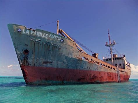 25 Haunting Shipwrecks Around The World Gadling In 2023 Abandoned