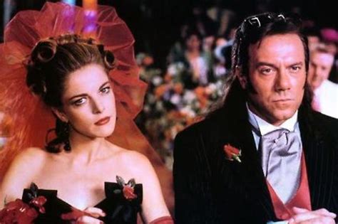 Carlo verdone, claudia gerini, veronica pivetti and others. Viaggi di Nozze, Stasera su Italia 1: la trama
