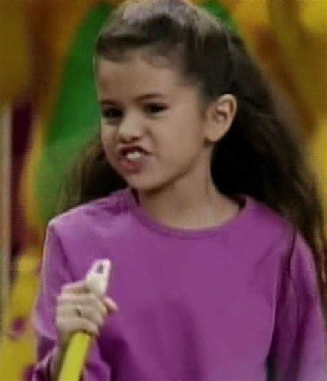 Here S A Photo Of Selena Gomez When She Was In Barney When She Was A
