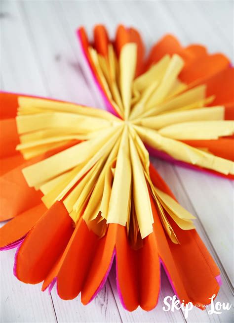 They are such an easy, inexpensive craft and can be used in so many different ways. How to Make Tissue Paper Flowers | Skip To My Lou