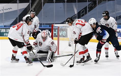 Two great years with disappointments in between. IIHF U20 WM - 0:11 gegen Favorit USA! Klare ...