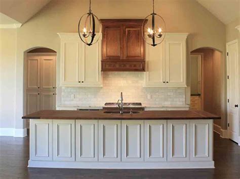 The cabinet, accented with modern satin nickel handles, offers additional storage space for serve ware, mixing bowls, food processor, and more. Color Wheel Update: Greek Villa SW 7551 Review | Rugh ...