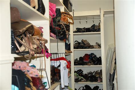 Handbags come in so many different shapes and sizes that storing your bags conviently might seem tricky. how to organize my handbags - Google Search | Handbag ...