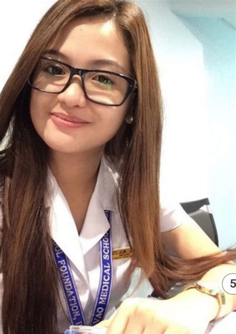 Viral Wanita Cantik Jadi Dokter Sunat X Bintangindo