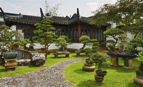 In einer bestimmten anordnung sollen sich alle bereiche gegenseitig stärken und. Feng Shui Garten anlegen - Garten Allgemein - Bauen und ...