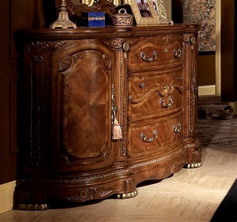Melrose dove upholstered platform bedroom set. AICO Cortina bed | Aico Bedroom Furniture