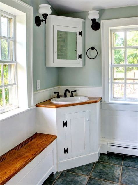 Another floating bathroom vanity idea for you. Marvelous Unique Ideas: White Wainscoting Restaurant ...