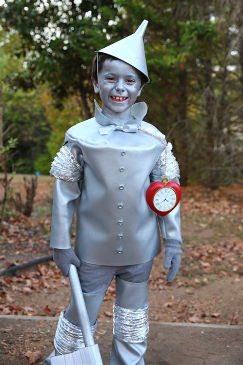 Pin On Halloween Costumes Crafts And Recipes