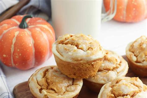 Pumpkin Cheesecake Muffins
