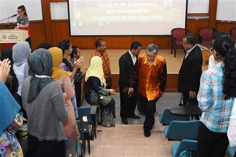 Bertekad menjadi pusat pengajian terpilih dalam bidang perakaunan bagi mendukung perkembangan profesion perakaunan setanding dengan. Pendaftaran Pelajar Baharu Sesi 2017/2018