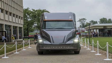 Cummins Unveils Electric Heavy Duty Truck Drivespark News