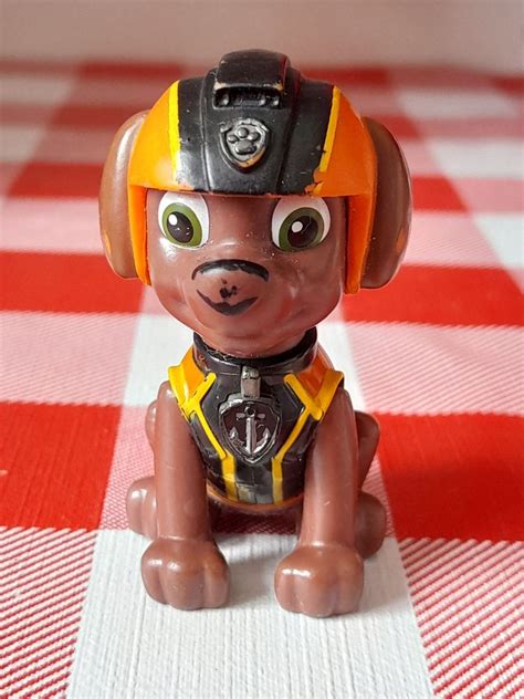 Patrulha Canina Zuma Original 6cm Brinquedo Spin Master Usado 78655768 Enjoei