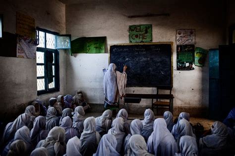 Siege By Taliban Strains Pakistani Girls Schools The New York Times