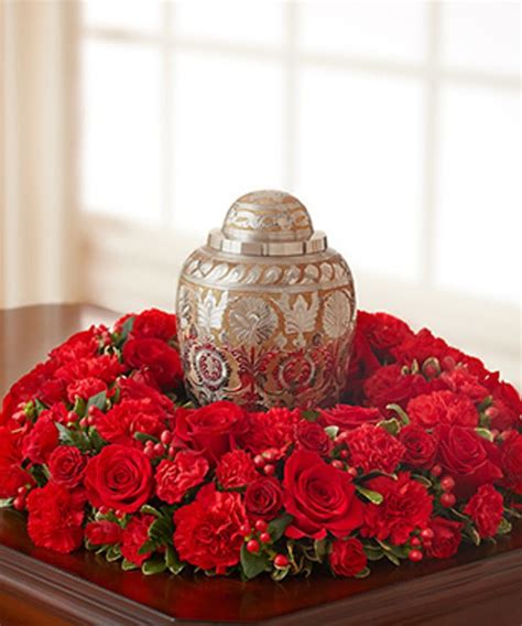 Check spelling or type a new query. The Cremation Table Wreath in Red | Funeral flower ...