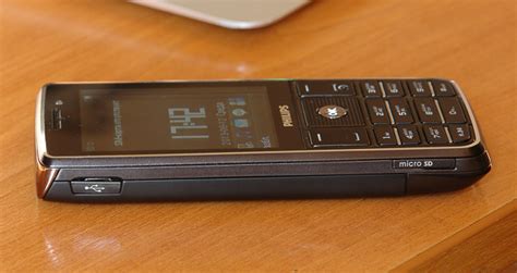 Обзор мобильного телефона Philips Xenium X623
