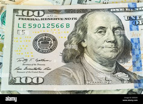 New One Hundred Dollar Bills Hi Res Stock Photography And Images Alamy
