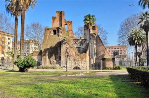 On shoot yalla website we watch the match between roma and lazio in the context of italy : La Porta Magica E I Trofei Di Mario a Roma | 2017 | (RM ...