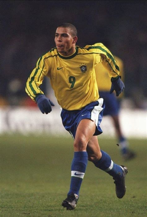 Alright so today we've got a cristiano ronaldo cut n' style! Ronaldo Brazil Wallpapers - Top Free Ronaldo Brazil ...