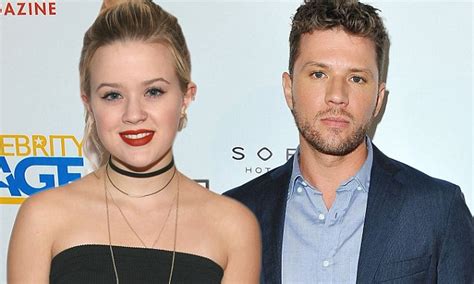Ryan Phillippe Says He Gets Mistaken For His Daughters Brother On The Late Late Show Daily