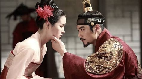 Madam jo meminta jo won untuk menggoda seorang gadis bernama lee. 13 Film Semi Korea dengan Adegan Panas Terbaik 2020