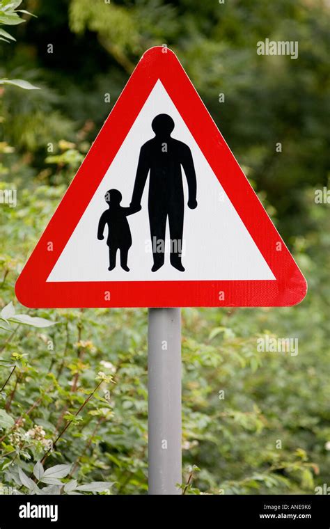 Adult Child Warning Road Sign High Resolution Stock Photography And 0d8