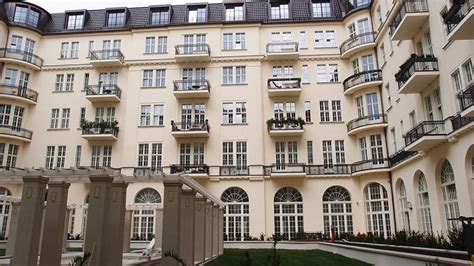 Then the satellite office at haus cumberland is the perfect choice for you. Haus Cumberland in Berlin