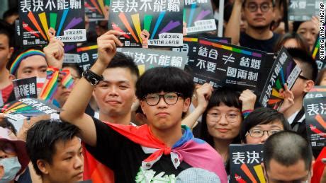 Taiwan Passes Same Sex Marriage Bill Becoming First In Asia To Do So Cnn