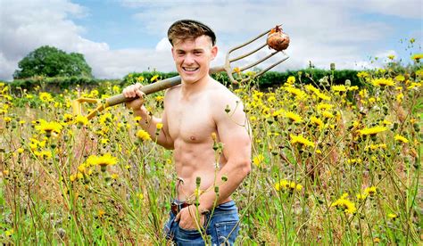Here S Hot Charitable Men Stripping Off For Irish Farmer Calendar 2018
