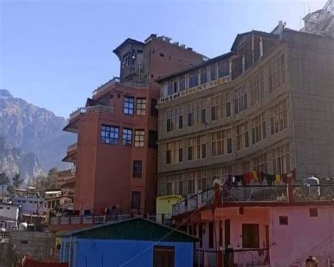 Joshimath Sinking Demolition Process Of Two Hotels Begins