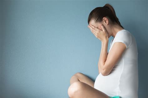 How To Deal With Depression While Pregnant Unplanned Pregnancy
