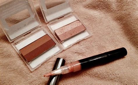 Poshmark makes shopping fun, affordable & easy! Highlight and contour like a pro with Mary Kay | Mary kay ...