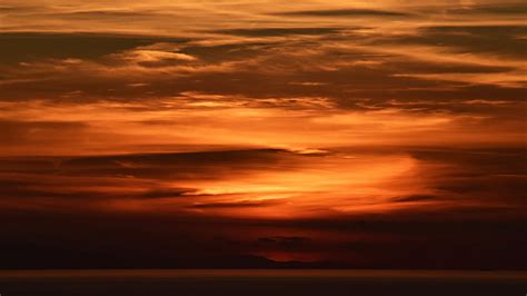 Download Wallpaper 3840x2160 Sunset Horizon Sea Clouds
