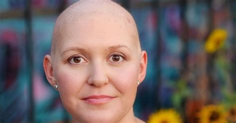 Shaving My Head After Chemo Was The Most Emotional Moment Of My Life Huffpost Uk Life