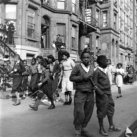 Striking Vintage Photographs Capture Harlem Street Life In The Late