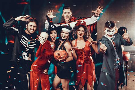 How To Plan The Perfect Corporate Halloween Party Handheld Catering