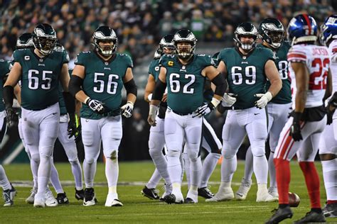 Offensive Line Of The Philadelphia Eagles Vs Offensive Line Of The