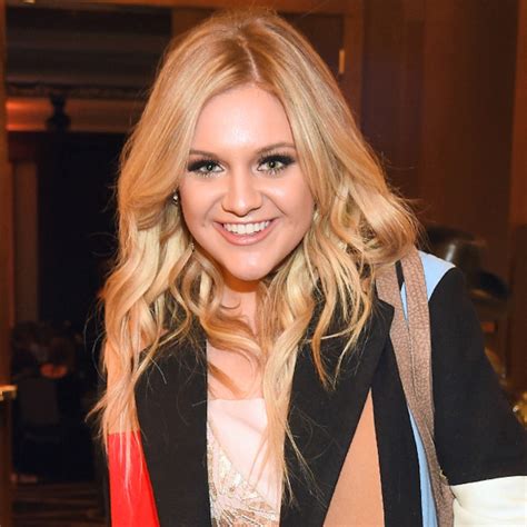 Kelsea Ballerini Is Ready To Sparkle At Acm Awards 2016 E Online Ca