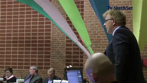 Gennem en lang årrække har der været en fordragelig tone mellem partierne i horsens byråd. Horsens byråd diskuterede lokalpolitikeres vederlag - YouTube