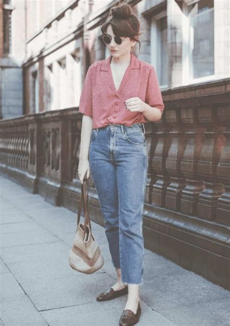 Chic Mom Jeans Outfit Ideas For Everyone