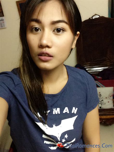 Sweet Thai Babes — Stunning Thai Girl