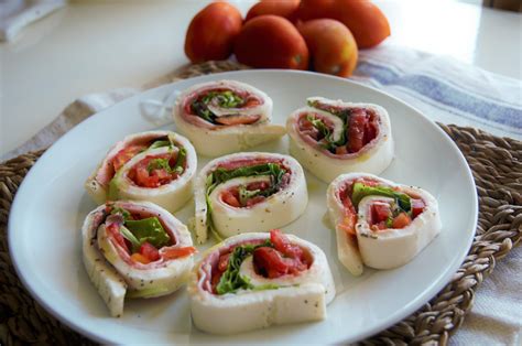 Una pietanza fresca, leggera e deliziosa, soprattutto se scegliete i prodotti giusti. Un goloso aperitivo da preparare in ogni occasione: ecco ...