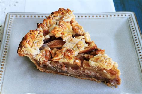 Almond Laced Apple Pie With Fallen Leaves Photo By Jennifer Potts