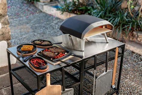 Ooni Pizzaofentisch & Outdoor-Pizzeria Paket kaufen