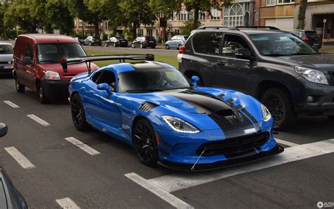 Iseecars.com analyzes prices of 10 million used cars daily. 2016 Dodge Viper ACR Extreme in the Wild 2880x1800 : carporn